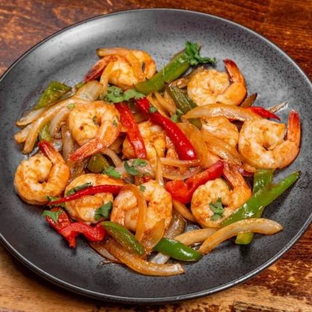 Camarones Enchilados (Shrimp in Spice Sauce).