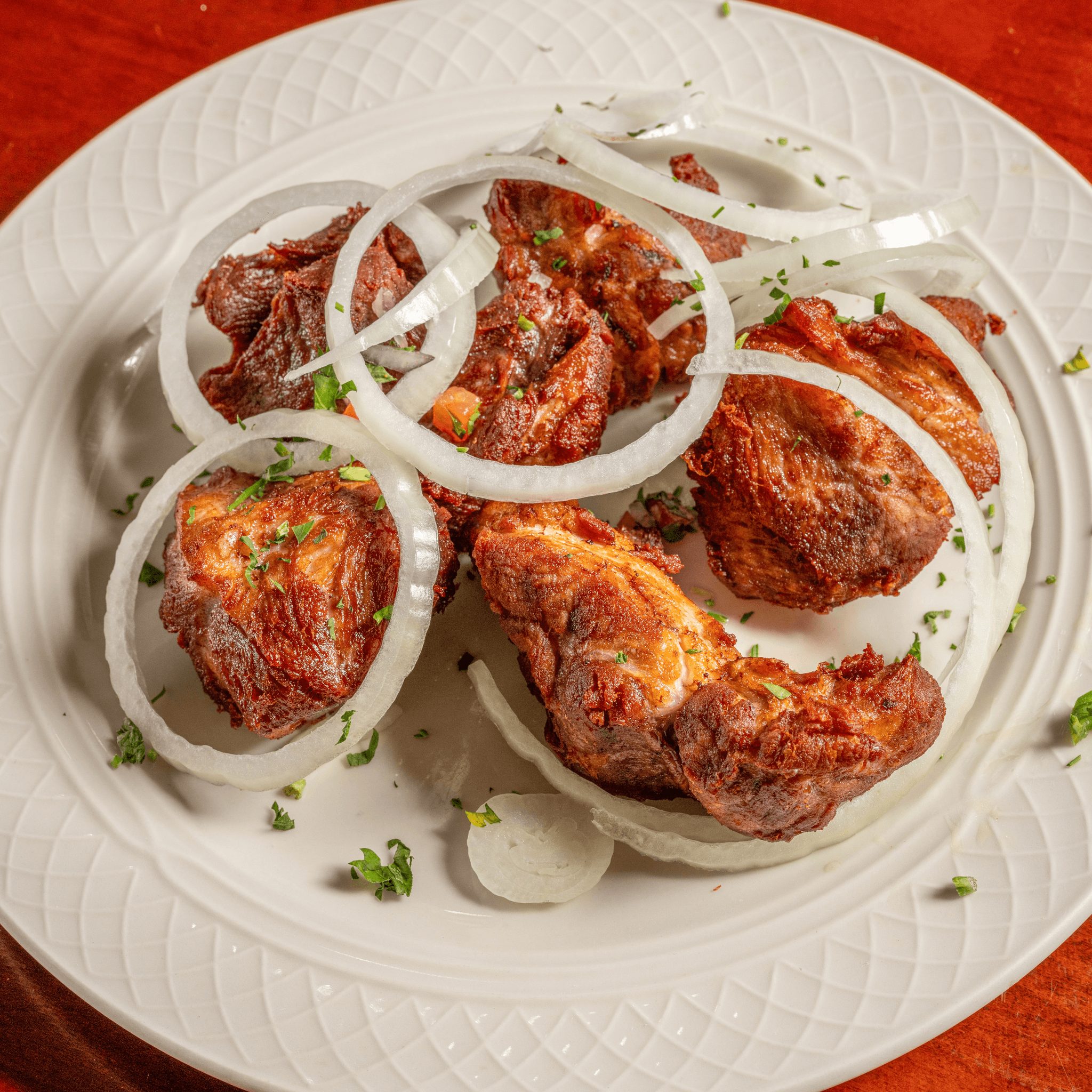Masas De Cerdo Frita (Fried Chunks of Pork).