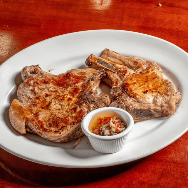 Chuleta De Cerdo (Pork Chops).