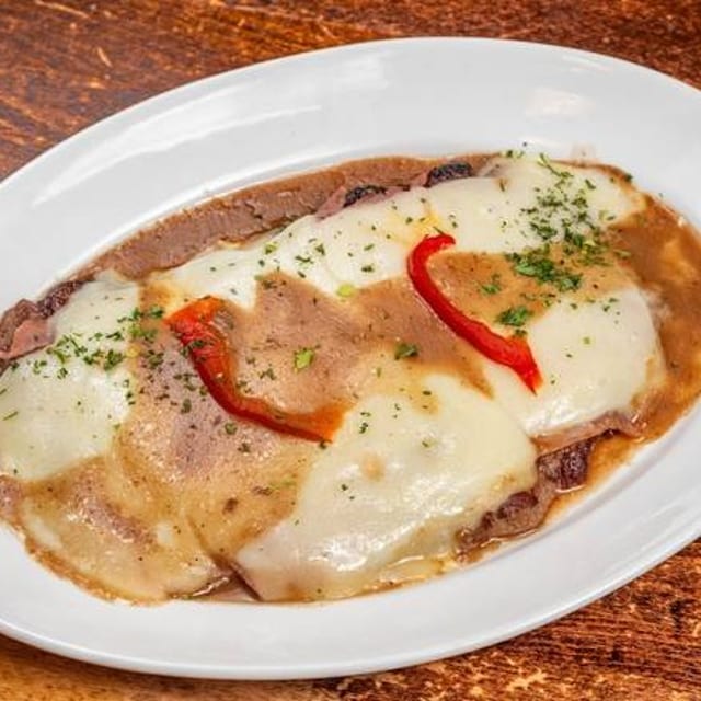 Bistec Uruguayo (Uruguay Stuffed Steak, Ham & Cheese).