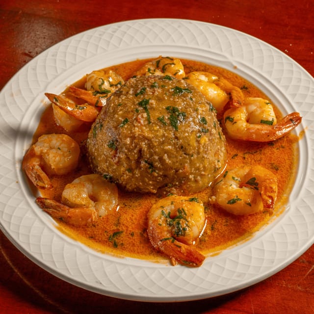 Mofongo Salsa Criolla Con Camarones.
