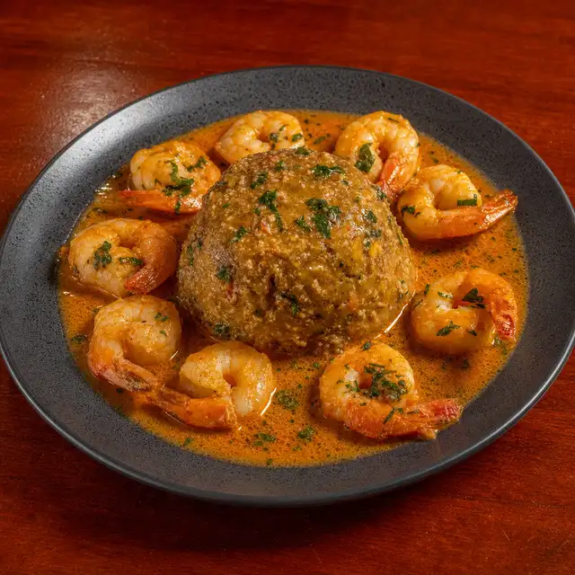 Mofongo Salsa Criolla Con Camarones.