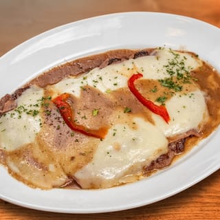 Bistec Uruguayo (Uruguay Stuffed Steak, Ham & Cheese)