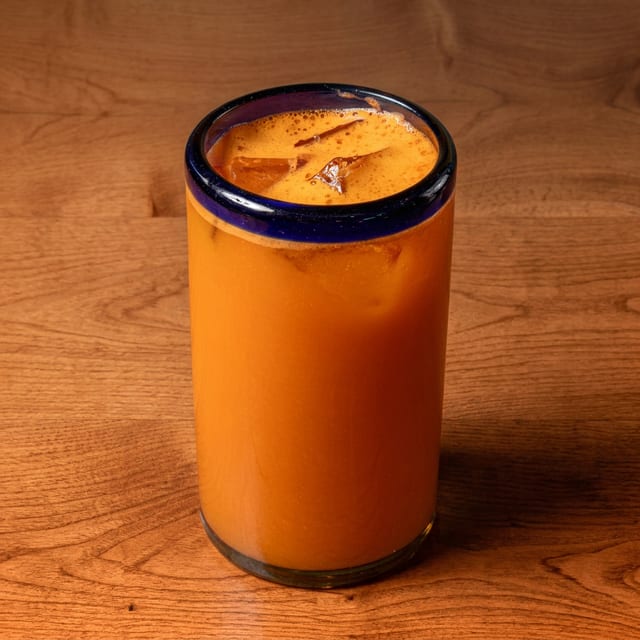 Jugos Frescos (Fresh Squeezed Juice).
